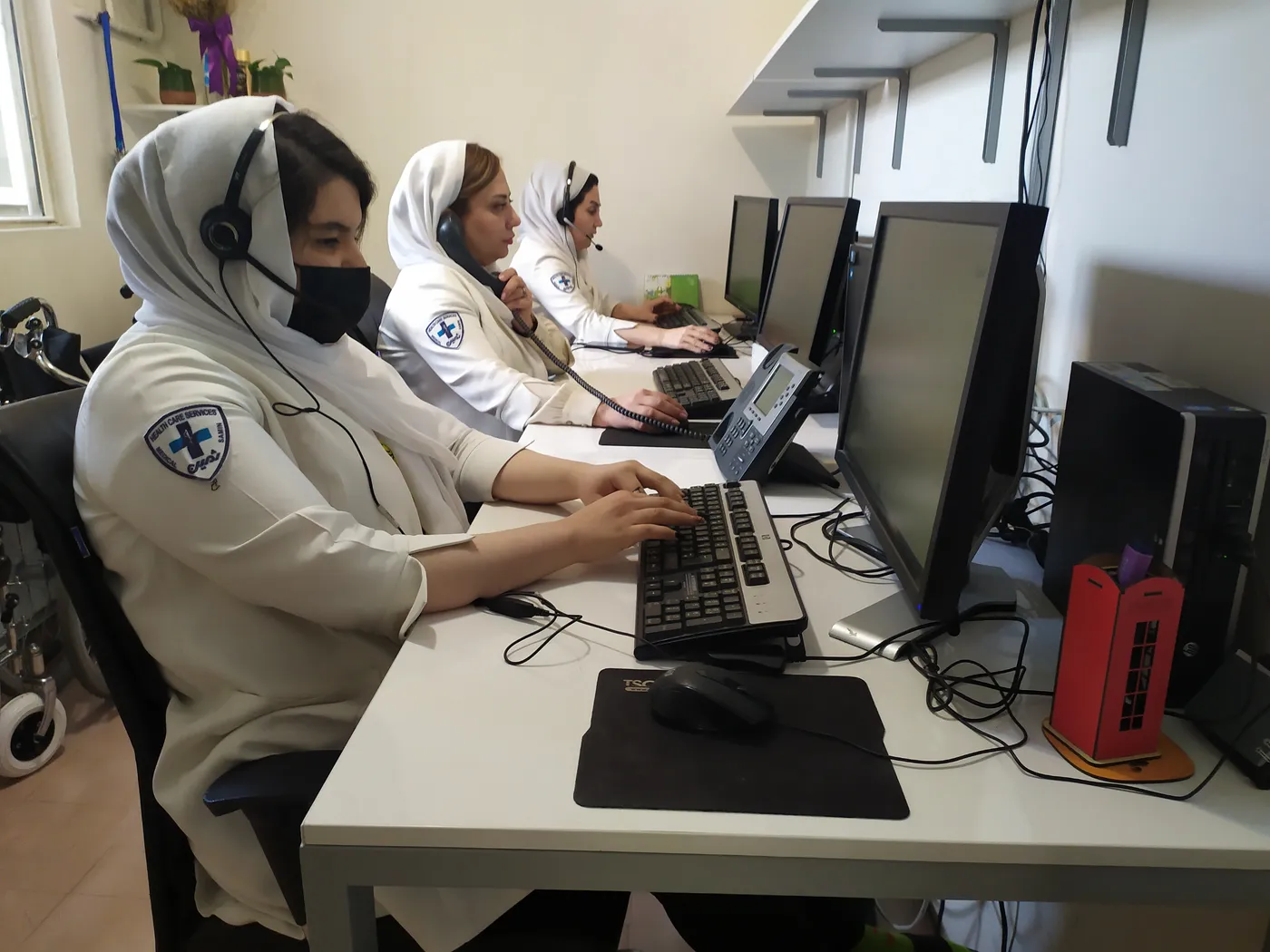 Samin call center team at work